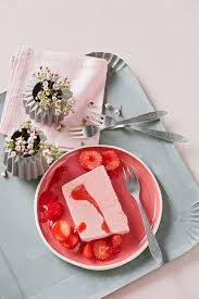 Erdbeer Parfait Mit Fruchtmark Von Klompi Chefkoch Rezept Parfait Essen Rezepte