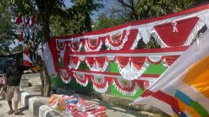 Maybe you would like to learn more about one of these? Setiap Tahun Ada Penjual Bendera Merah Putih Siapa Saja Pembelinya Pos Kupang