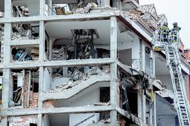 Hay también un herido muy grave y una decena de heridos más. Ypzk86new0nf8m