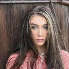 Marissa Hatfield's Instagram, Twitter & Facebook