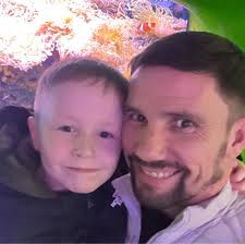 Lee Buckland (@buckla4) • Facebook, Connect with friends