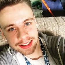 Charity trustee hungover after two nights drinking red wine 'accidentally  killed himself with lethal dose of painkillers'