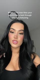 Isabel Falcon's Instagram, Twitter & Facebook