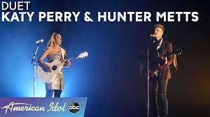 Katy Perry And Hunter Metts Sing Intimate Version Of Katy S Thinking Of You American Idol 2021 Youtube In 2021 American Idol Katy Perry Katy