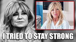 Family Trio: Goldie Hawn, Oliver & Kate Hudson