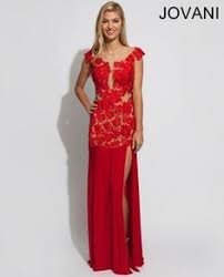 Like thanksgiving, you want your christmas outfit to be comfy enough to stuff your face with cookies and turkey, but you want to look festive and chic.after all, it's the one time of year, you can really go all out in the festive attire department. 82 Best Evening Dresses Christmas Party Ideas Evening Dresses Dresses Prom Dresses