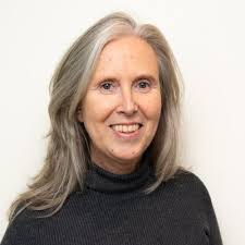 Myra Dow's Instagram, Twitter & Facebook