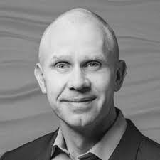 Brian Iversen's Instagram, Twitter & Facebook