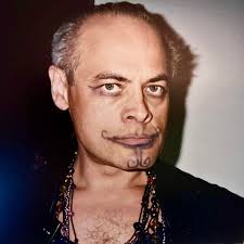 Woody] Allen explained that "Annie Hall" was indeed meant to be a departure  from his previous movies, but added that it wasn't nearly as serious as the  script he was working on. [