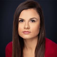 Meagan Lynn's Instagram, Twitter & Facebook