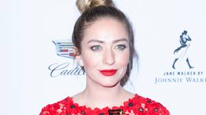 Dame izbirajo ali kako je nastala aplikacija za zmenke Bumble