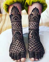 50 Amazing Mehndi Designs For Leg Which Are Perfect For Bridal Dulhan Mehndi Designs Legs Mehndi Design Bridal Mehendi Designs