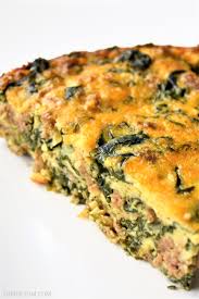 Turkey Sausage Spinach Crustless Quiche Sumofyum Com I Didn T Have Goat Cheese So I Added 1 2 Tsp Feta Quiche Recipes Sausage Quiche Recipes Sausage Quiche