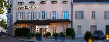 Maison Lameloise Hotel Di Lusso E Ristorante Gourmet Stellato In Un Borgo 3 Stelle Chagny Relais Chateaux In 2020 Hotel Spa Luxury Retreats Loire