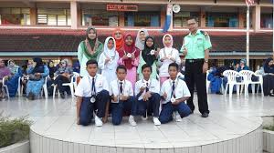 Kelas sains tingkatan 1 bersama cikgu ismail. Sk Taman Daya 3 Pasukan Olahraga Sktd3 Facebook
