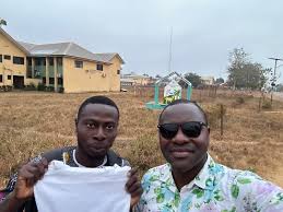 Akinsipe Ayobami (@sipe_agba)