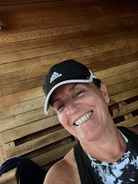 Elsie Nieves's Instagram, Twitter & Facebook