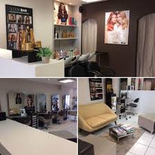 Pour changer de coupe ou pour l'entretenir, n'hésitez pas à faire appel à notre coiffeur visagiste pour hommes, femmes et enfants. Essentiel Look Argeles Sur Mer Horaires Telephone