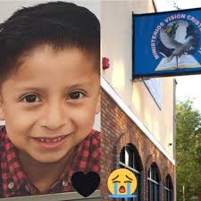 VuelaAltoCampeón 😭🖤 #DescanseEnPaz #Bradley ➡️Informamos a familiares,  hermanos y amigos, que el cuerpo del niño Bradley Solís Esteban, aún no ha  llegado a la ciudad de Lynn. ➡️El último adiós de cuerpo