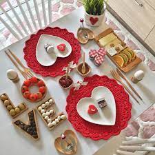Sevgililer günü menüsüne özel narlı kırmızı şarap nasıl hazırlanır? Breakfast Love Panosundaki Pin