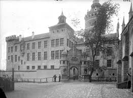 Ja vem är det egentligen? Stockholmsutstallningen 1897 Gamla Stockholm Slottet Tre Kronor Stockholmskallan
