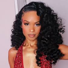 Jasmine (@hausofjazzy)