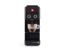 The new y3.2 is the easiest way to enjoy the authentic illy taste. Illy Coffee Maker Machine Y3 2 Espresso Filter Capsules Coffee Machine Compact Design Black Buy Online In Luxembourg At Luxembourg Desertcart Com Productid 50246446