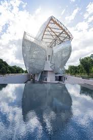 Fondation Louis Vuitton Paris Gehry Partners You Ll Come Across Interesting Sculptures Gehry Architecture Frank Gehry Architecture Futuristic Architecture