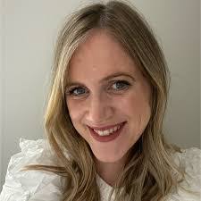 Amber Lever's Instagram, Twitter & Facebook