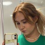 Emily Sten's Instagram, Twitter & Facebook