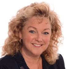 Yvonne Buss Myer (@YvonneBussMyer)