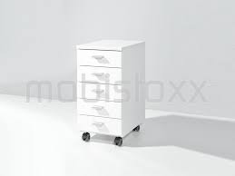 Il est équipé de 4 roulettes mais aussi de 2 tiroirs (un grand et un petit) avec serrure à clé. Caisson De Bureau Vinyl 5 Tiroirs Blanc Chez Mobistoxx
