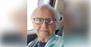 Nancy Connelly's Instagram, Twitter & Facebook