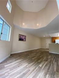 Granite countertops, hardwood floors as rents have increased sharply in fullerton, other large cities nationwide have seen rents grow more. 1501 N Brea Blvd Unit 304 Fullerton Ca 92835 Condo For Rent In Fullerton Ca Apartments Com