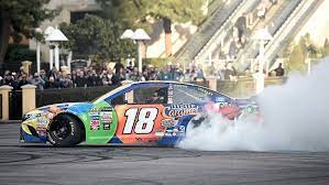 Fall nascar weekend kicked off sept. Drivers Kick Off Playoffs With Burnout Blvd In Las Vegas Nascar Com