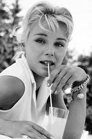 Reparto de Querida Brigitte (película 1965). Dirigida por Henry Koster