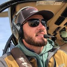 Garrett Robertson's Instagram, Twitter & Facebook