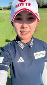 Nothing beats a Nelly Korda club twirl. 💯