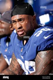 New York Giants nose tackle Austin Johnson (98) sits