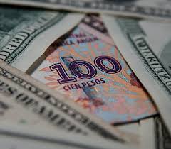 En tanto, el riesgo país argentino se. El Dolar Imparable En El Banco Nacion Cerro A 34 48 El Liberal Movil