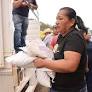Distribuyen 4.8 toneladas de maíz y frijol en comunidades indígenas
