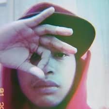 Spiele Real J auf Amazon Music ab