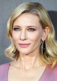 Cate Blanchett bebeğiyle görüntülendi