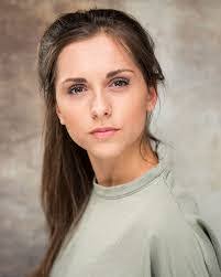 Karla Hamlin's Instagram, Twitter & Facebook