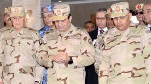 السيسي بالزي العسكري على متن يخت محروسة في مراسم افتتاح #قناة_السويس_الجديدة i. Ù…ØªØ­Ø¯Ø« Ø§Ù„Ø±Ø¦Ø§Ø³Ø© ÙŠÙƒØ´Ù Ø³Ø¨Ø¨ Ø§Ø±ØªØ¯Ø§Ø¡ Ø§Ù„Ø±Ø¦ÙŠØ³ Ø§Ù„Ø³ÙŠØ³ÙŠ Ø§Ù„Ø²ÙŠ Ø§Ù„Ø¹Ø³ÙƒØ±ÙŠ Ø¯Ø§Ø± Ø§Ù„Ù‡Ù„Ø§Ù„