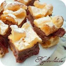 Schoko Karpatka Jetzt Habe Ich Etwas Abgeanderte Windbeutel Version Fur Euch Bei Diesem Windbeutel Rezept Haben Wir Anstelle Ei Kuchen Rezepte Kuchen Rezepte