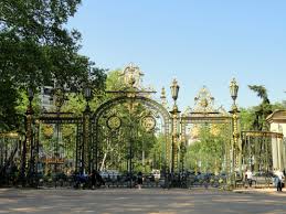 Le parc de la tête d'or est un parc urbain de lyon, l'un des plus grands de france. Zoo De Lyon Tete D Or Le Cout De La Foret D Asie Revu A La Hausse