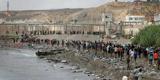 Suben a 72 los migrantes muertos en la crisis entre Marruecos y Ceuta; España refuerza la frontera | Puntual