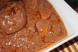 Mafe De Poulet Fume En 2020 Poulet Fume Nourriture Delicieuse Recettes Preferees