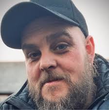 Har idag börjat min nya anställning som depåchef i Karlshamn hos Sven  Jinert AB, lyft luren så lyfter vi resten! 0454-166 00  rikard.mattsson@jinert.se